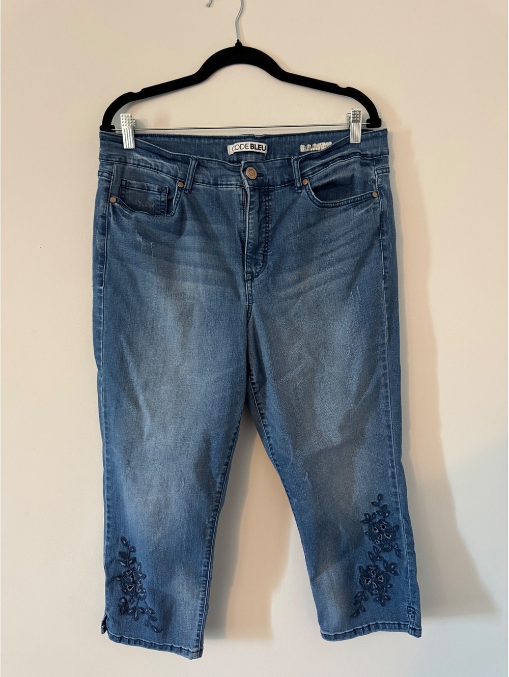 Code Bleu Chelsea Crop Embroidered Blue Denim Jeans Size 14